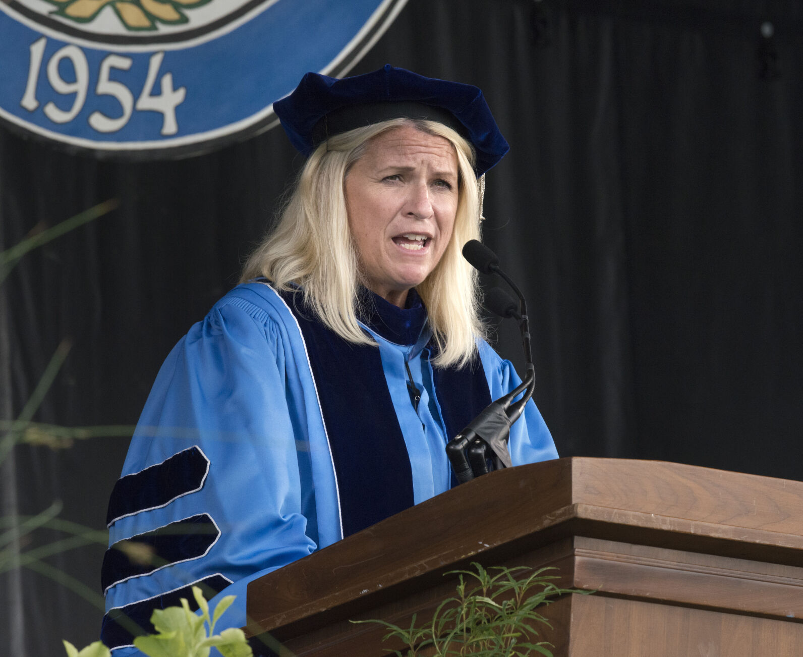Elizabethtown commencement